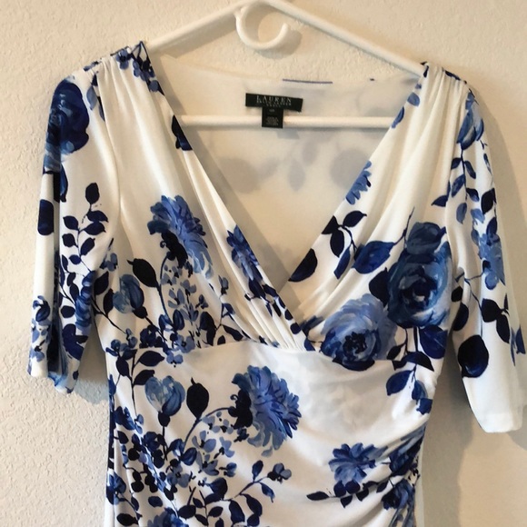 2/40$ Ralph Lauren white and blue floral dress - Picture 3 of 5